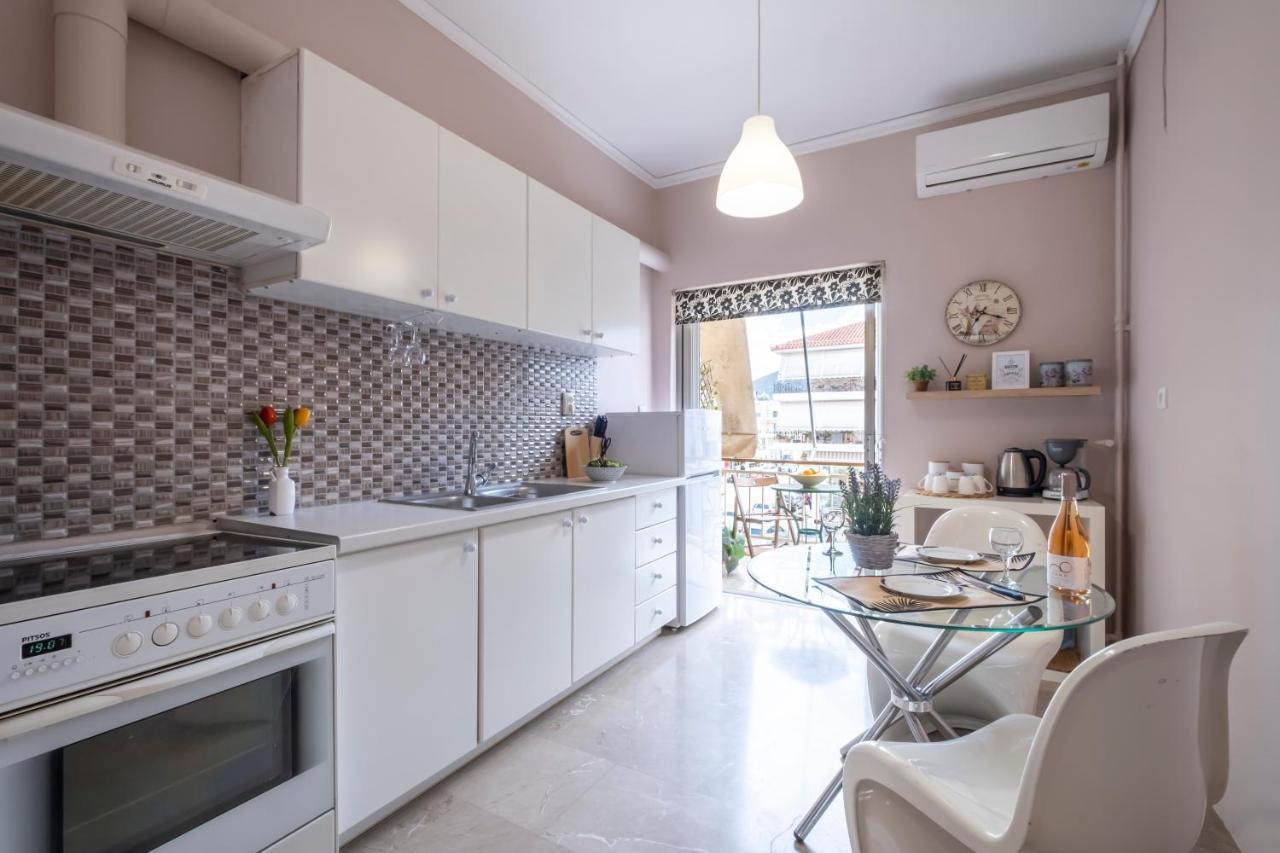 נאפפליו Izabella Guest House מראה חיצוני תמונה